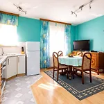 Гостевой дом Dinka Vantacici Малинска