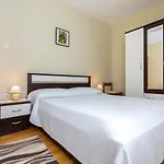 Dinka Vantacici 3* Малинска