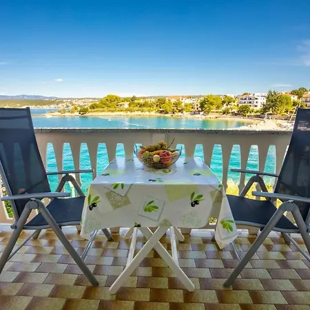 Guest house Dinka Vantacici